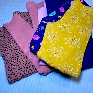 Four colorful leggings for the price of just one!